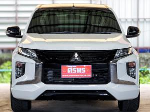 TRITON MEGA CAB 2.4 GLX LIMITED EDITION 