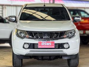 TRITON PLUS MEGACAB 2.4 GLS LTD 