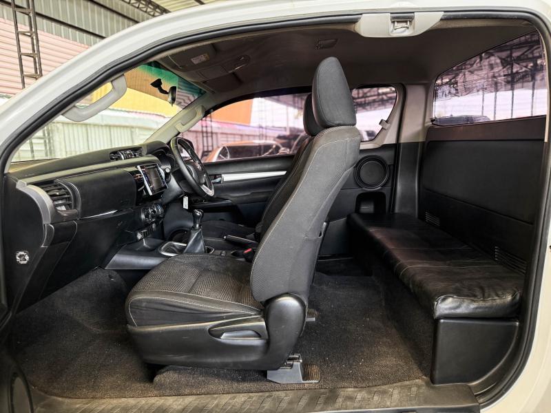HILUX REVO SMART CAB  2.4 E PRERUNNER