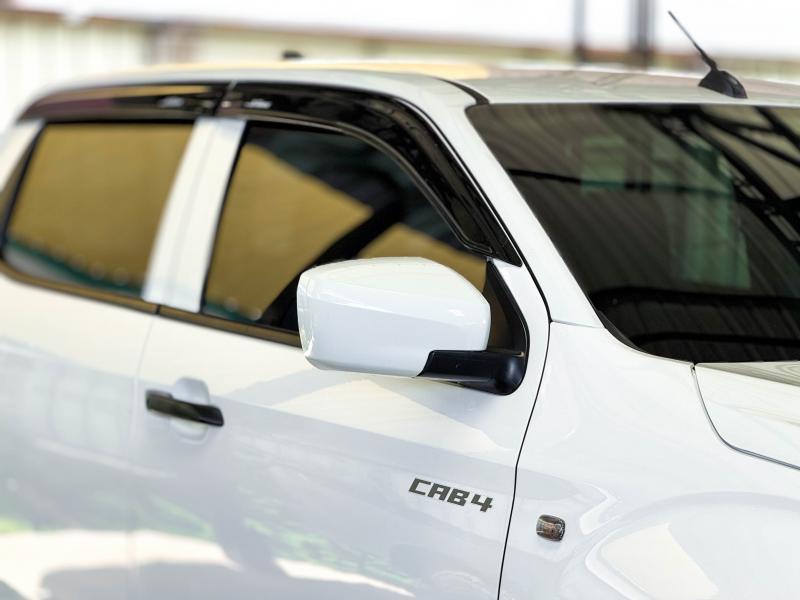 D-MAX 4DR 1.9 S Ddi