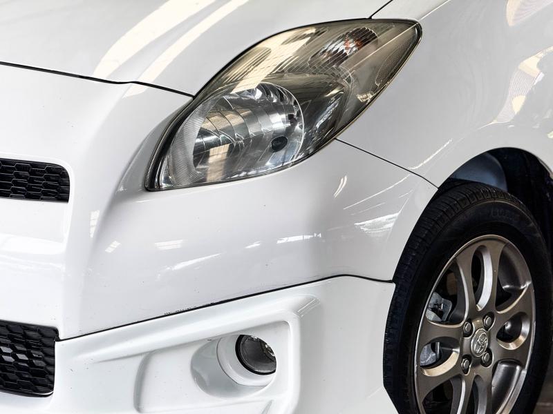 YARIS 1.5 E ,AT