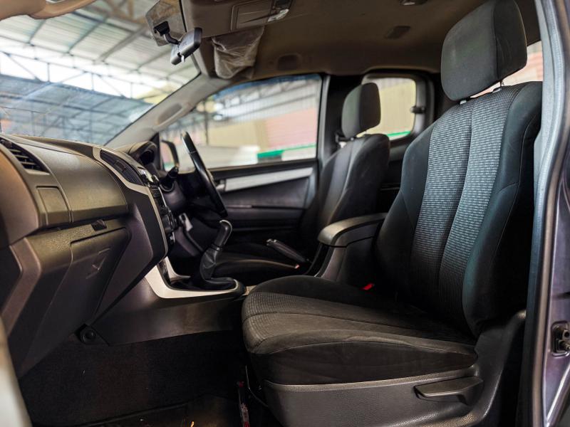 D-MAX CAB 1.9 Z Ddi INSIGHT HI-LANDER