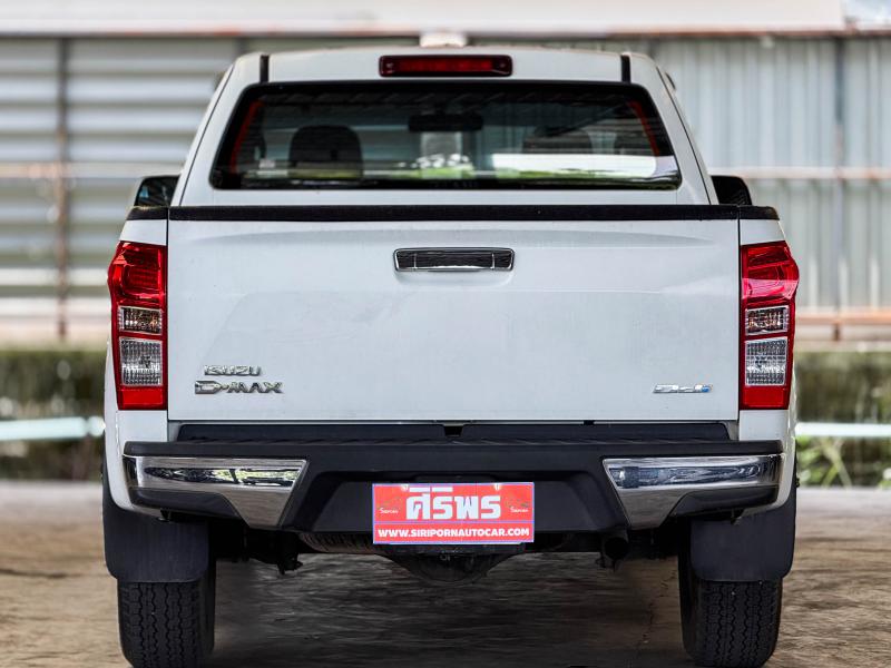 D-MAX CAB 1.9 L Ddi HILANDER , MT 