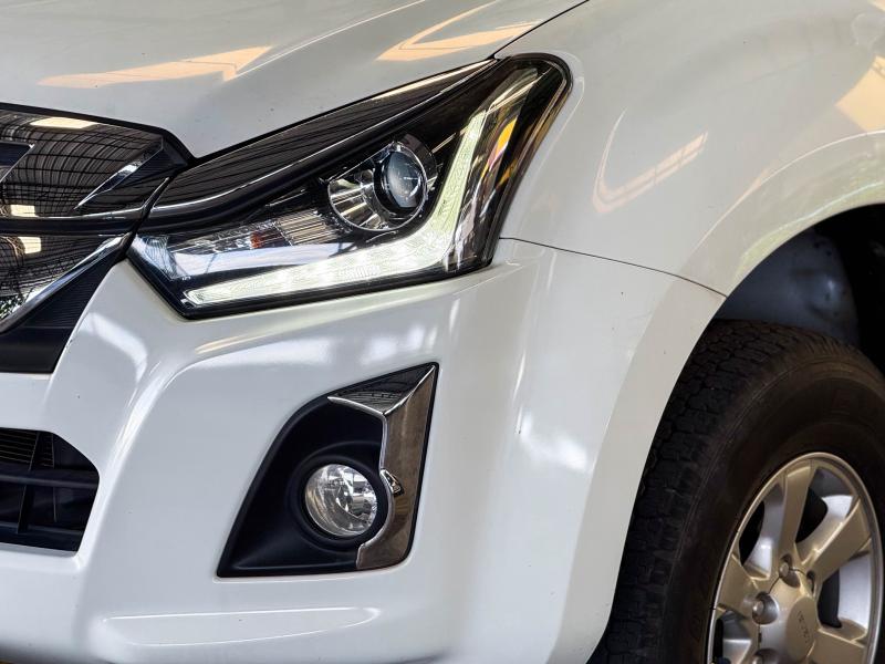 D-MAX CAB 1.9 L Ddi HILANDER , MT 