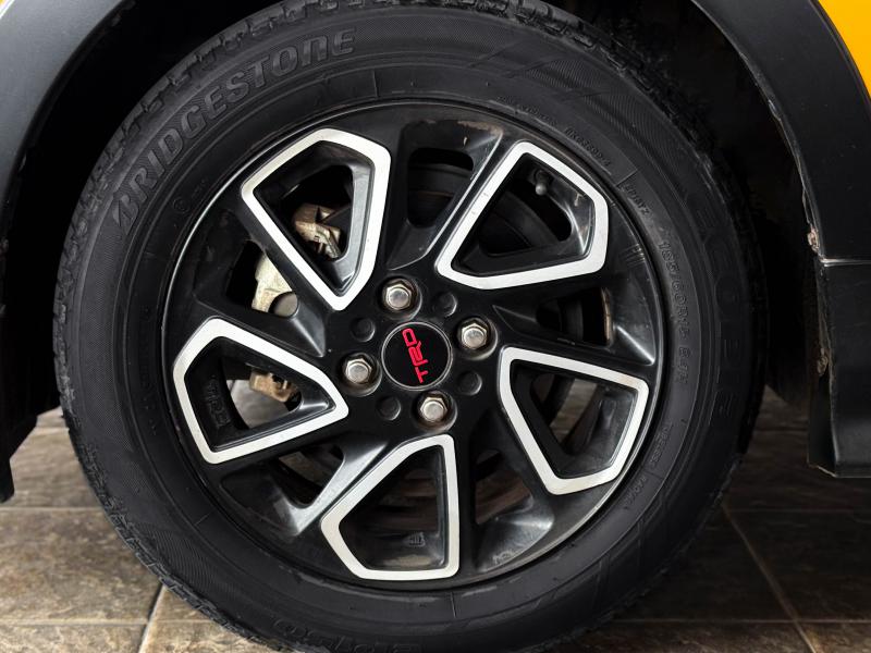 YARIS 1.2 TRD SPOTIVO CVT