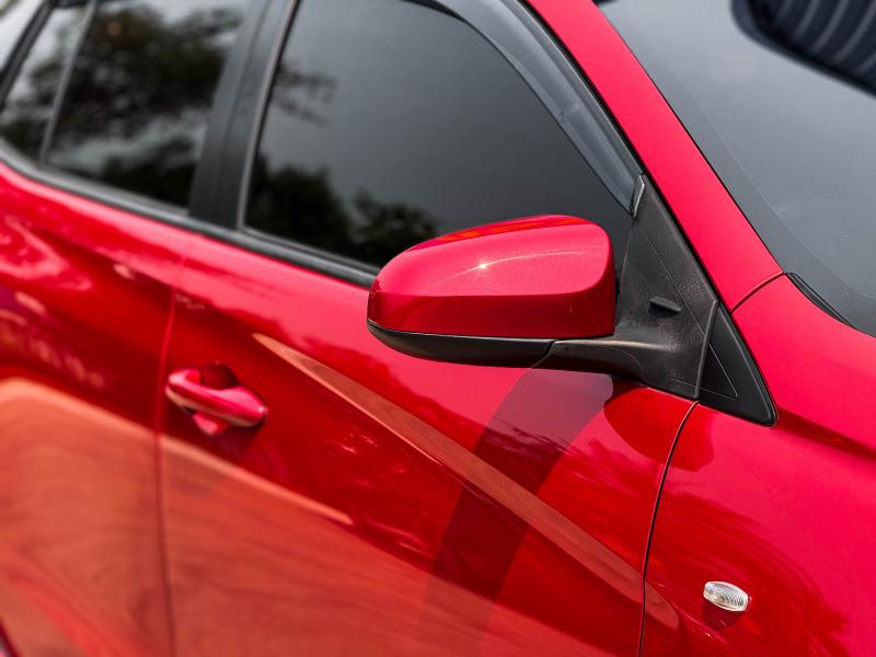 YARIS HATCHBACK 1.2 J