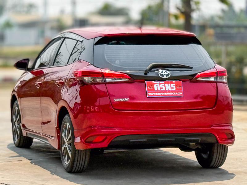 YARIS HATCHBACK 1.2 J