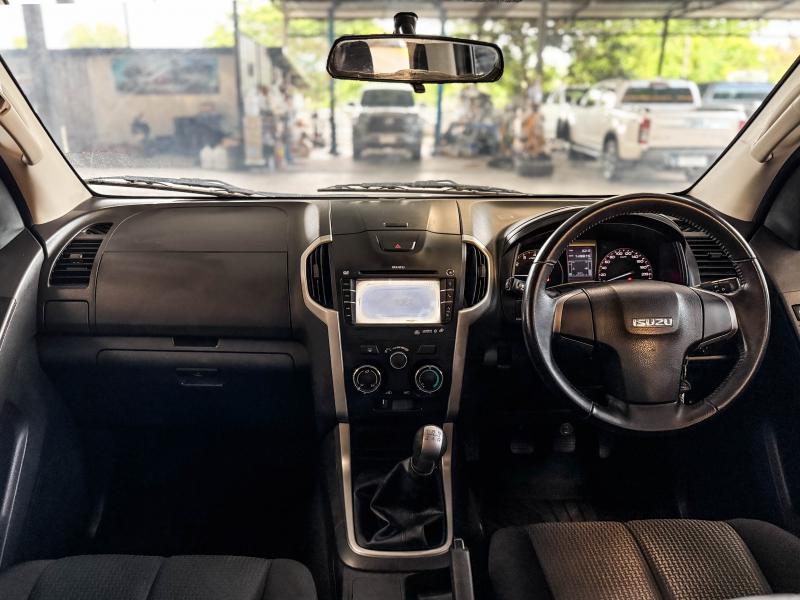 D-MAX 4DR 1.9 Z Ddi DA HI LANDER ,MT 