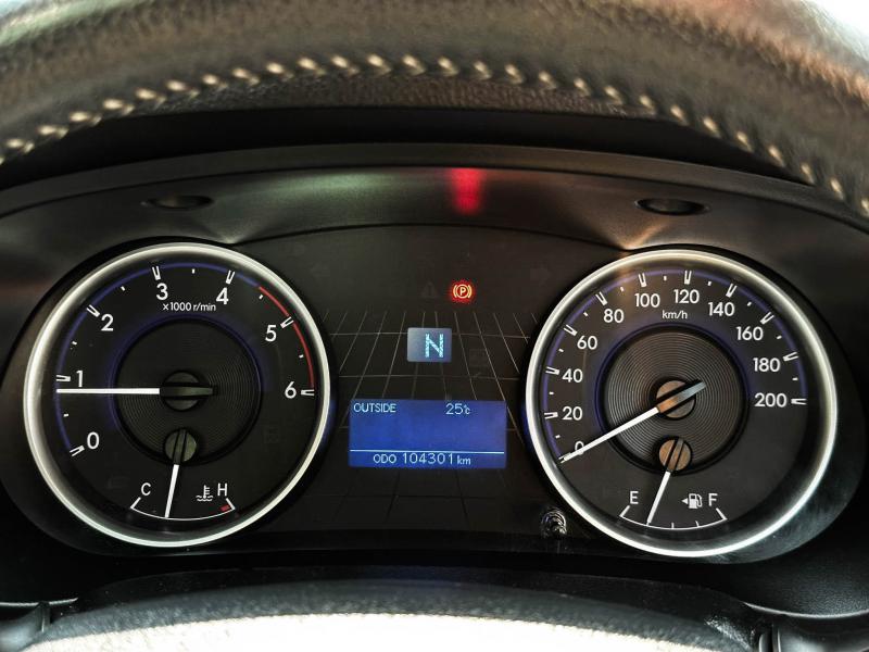 REVO 4DR 2.4 E PRERUNNER