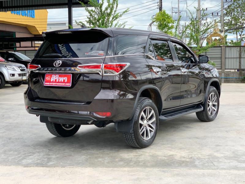 FORTUNER 2.4 V ,A/T 