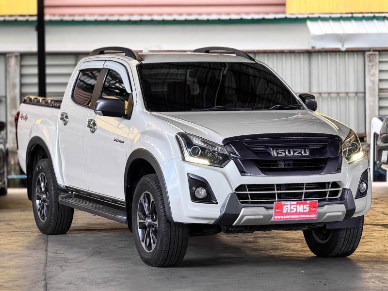 D-MAX VCROSS 4DR 3.0 Z 4X4 ,AT 