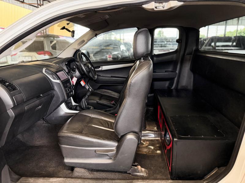 D MAX CAB 2.5 Z DDI HILANDER