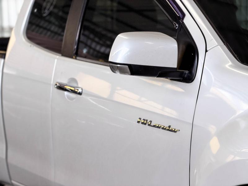 D MAX CAB 2.5 Z DDI HILANDER
