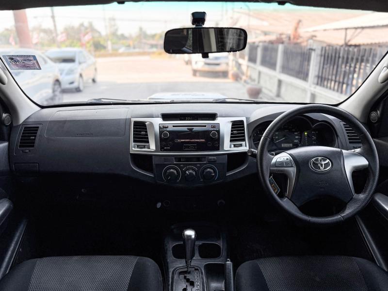 VIGO CHAMP 4DR 2.5 E PRERUNNER