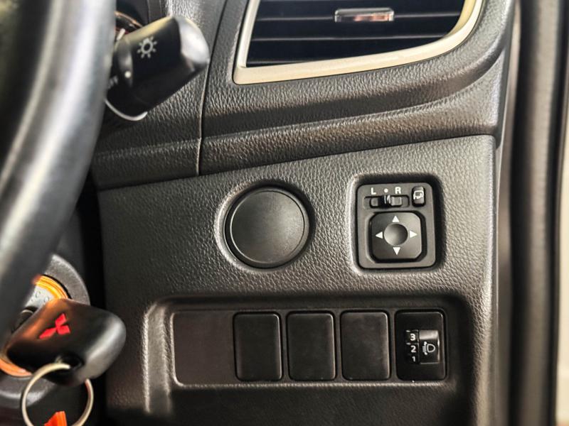 TRITON PLUS MEGA CAB 2.4 GLS MIVEC