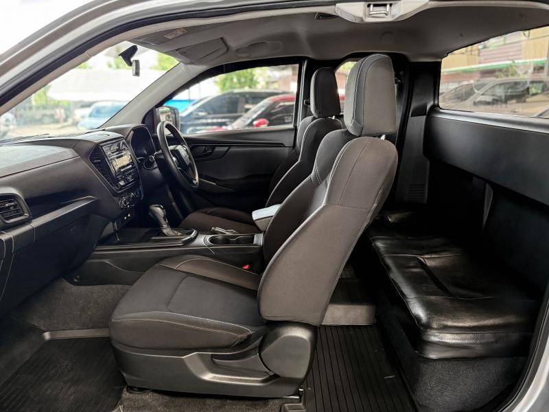 D-MAX SPACECAB 1.9 S