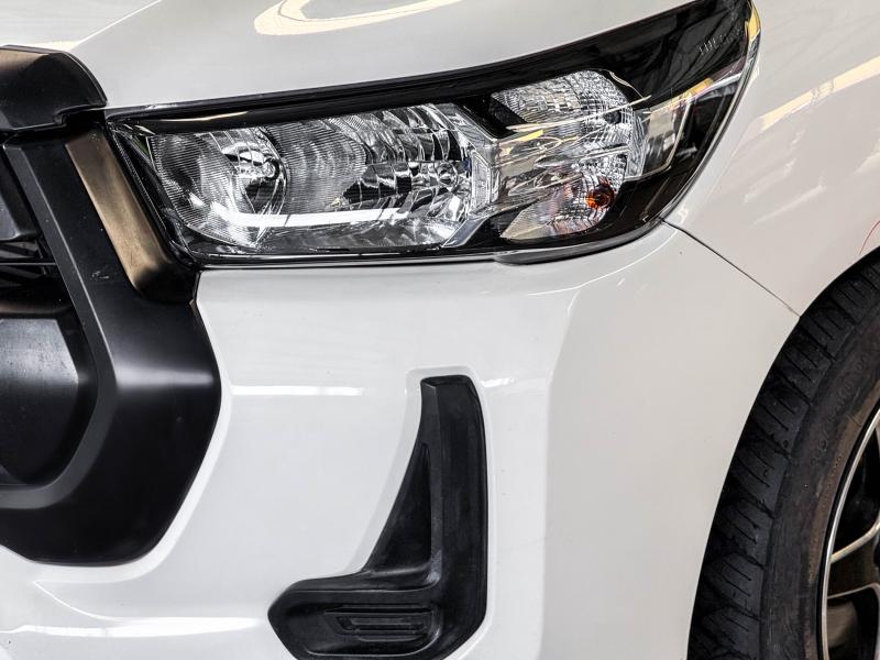 REVO SINGLE CAB 2.4 ENTRY