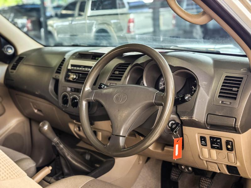 VIGO CAB 2.5 E 4X4 PRERUNNER ,MT 