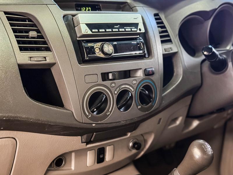 VIGO CAB 2.5 E 4X4 PRERUNNER ,MT 