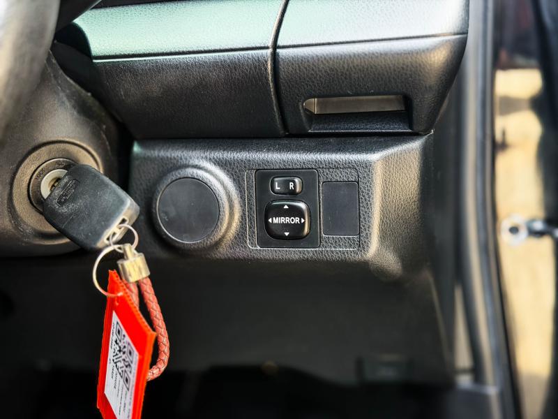 YARIS HATCHBACK 1.2 E
