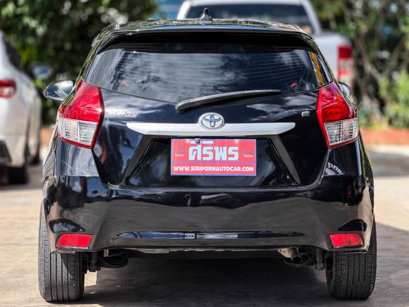 YARIS HATCHBACK 1.2 E