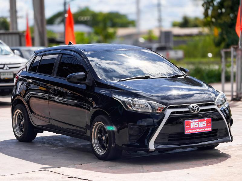 YARIS HATCHBACK 1.2 E