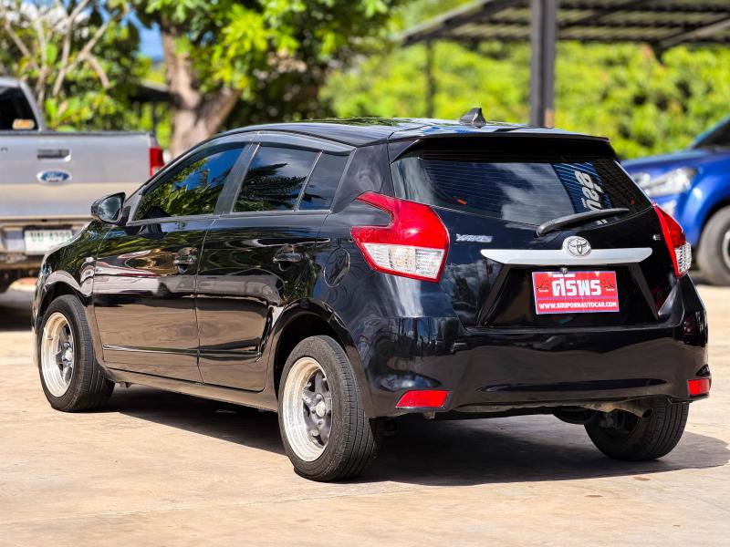 YARIS HATCHBACK 1.2 E