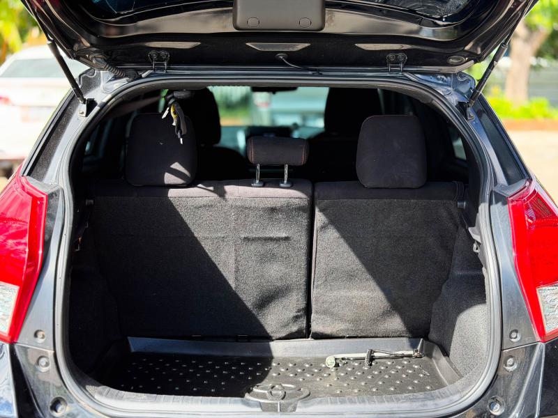 YARIS HATCHBACK 1.2 E