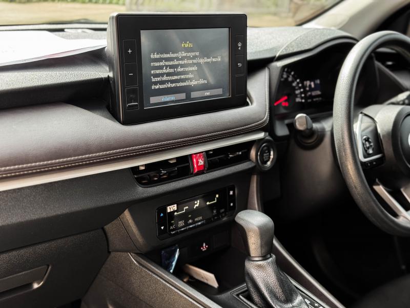 YARIS ATIV 1.2 SPORT CVT ,AT 