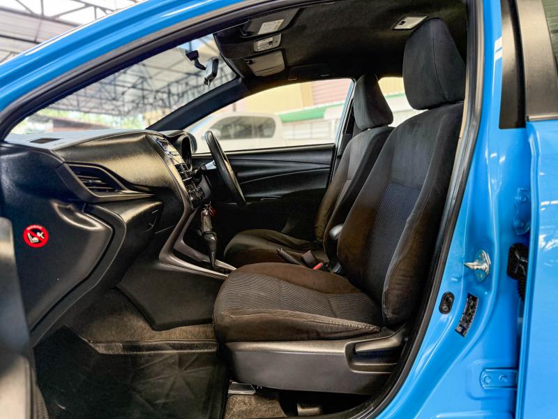 YARIS HACHTBACK 1.2 ENTRY