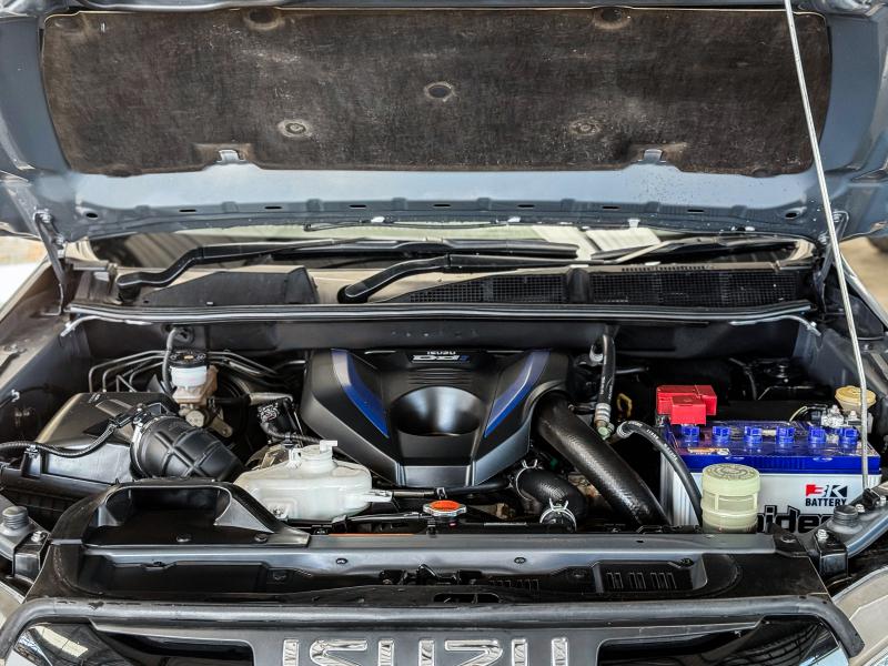 D MAX SPARK 3.0 S Ddi 4X4