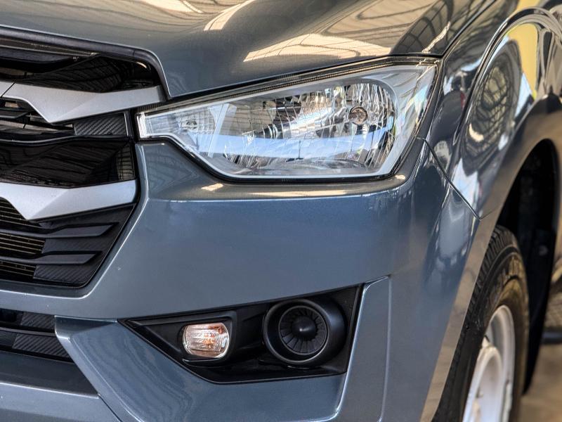 D MAX SPARK 3.0 S Ddi 4X4