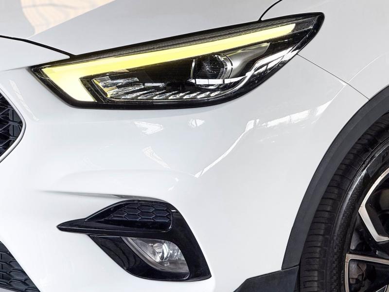 MG ZS 1.5 X SUNROOF i-SMART