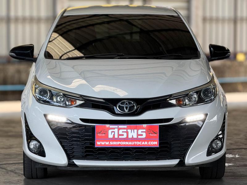YARIS HATCHBACK 1.2 MID