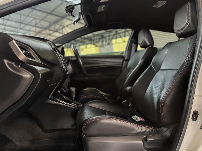 YARIS HATCHBACK 1.2 MID