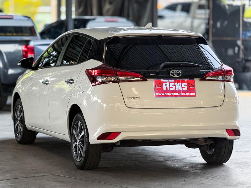 YARIS HATCHBACK 1.2 MID