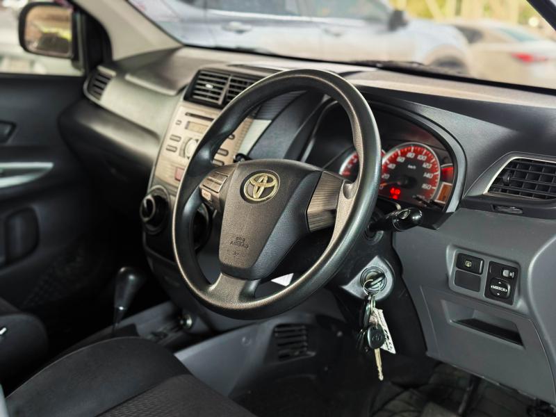 AVANZA 1.5 S 