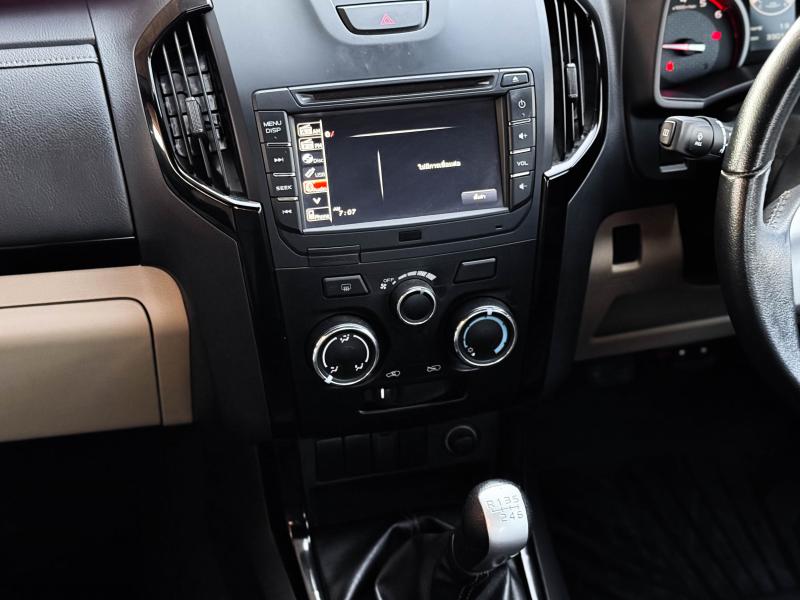 D-MAX STEALTH 4DR 1.9 Z Ddi HI-LANDER 