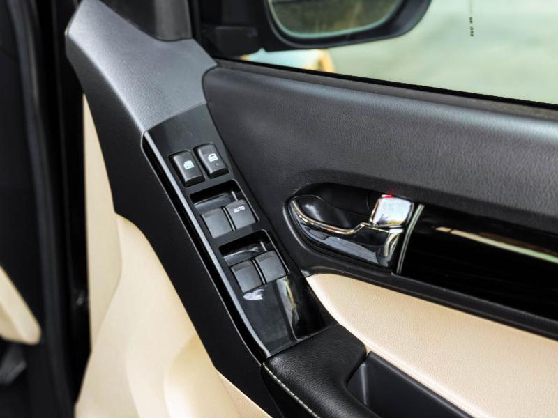 D-MAX STEALTH 4DR 1.9 Z Ddi HI-LANDER 