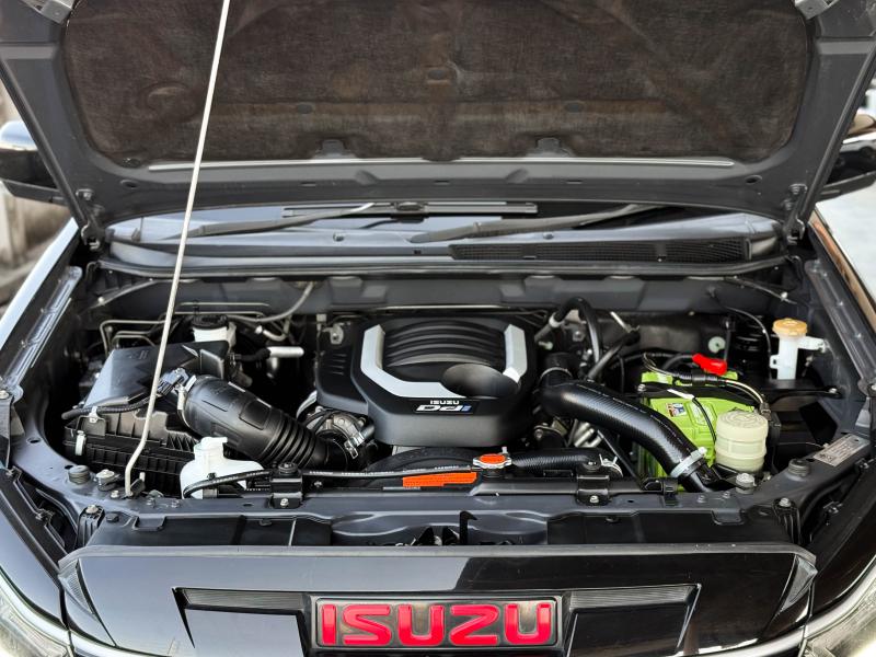 D-MAX STEALTH 4DR 1.9 Z Ddi HI-LANDER 