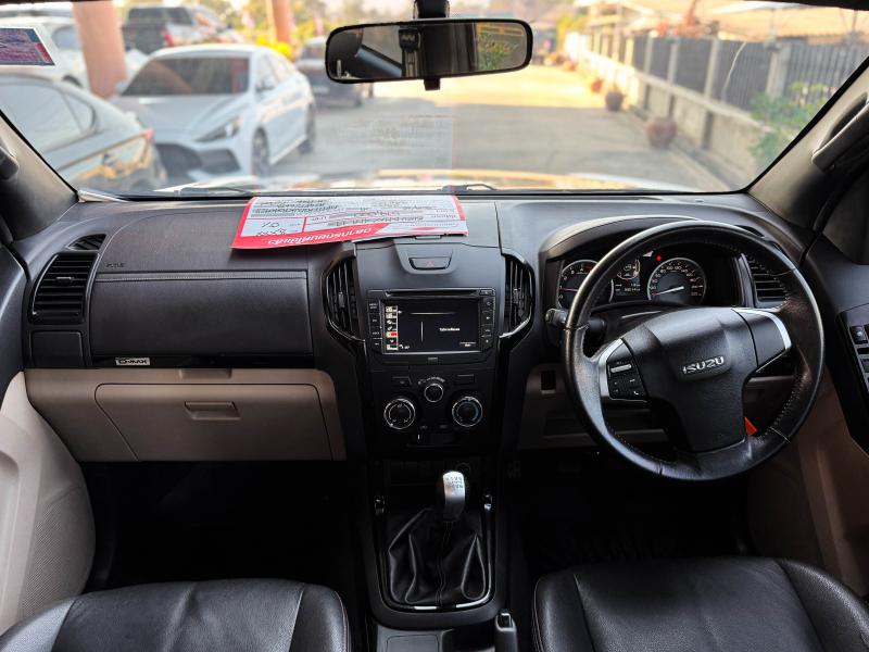 D-MAX STEALTH 4DR 1.9 Z Ddi HI-LANDER 