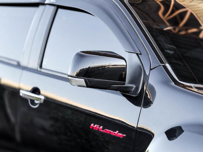D-MAX STEALTH 4DR 1.9 Z Ddi HI-LANDER 