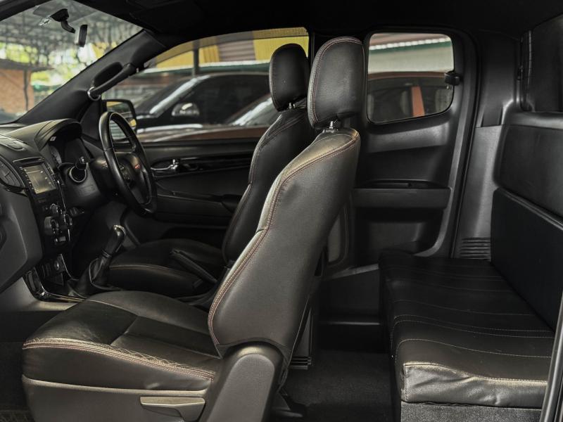 D-MAX X-SERIES CAB 1.9 Ddi iNSIGHT