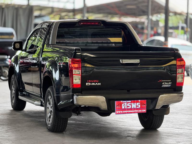 D-MAX X-SERIES CAB 1.9 Ddi iNSIGHT
