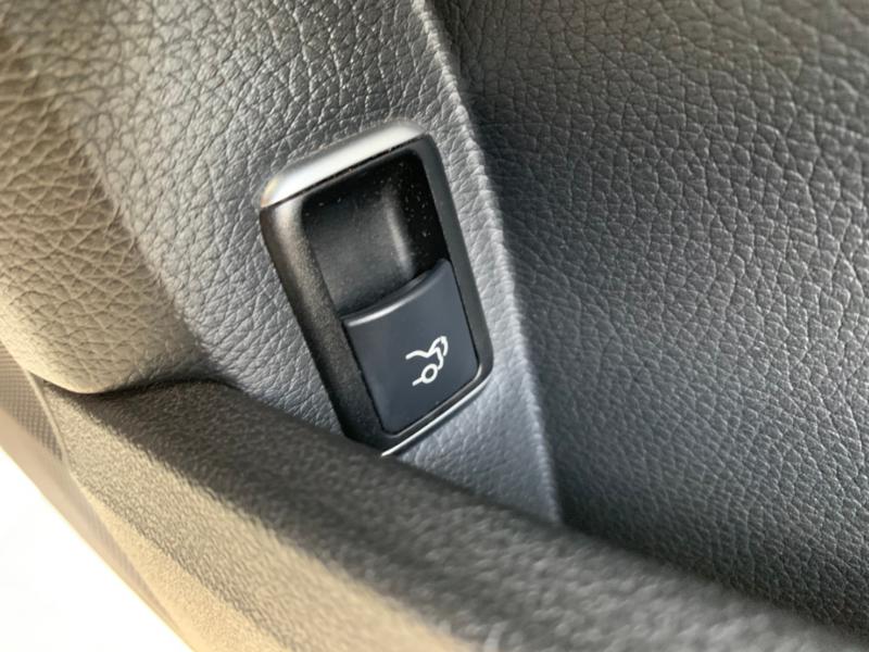 BENZ E300 2.1 BLUETEC HYBRID,A/T