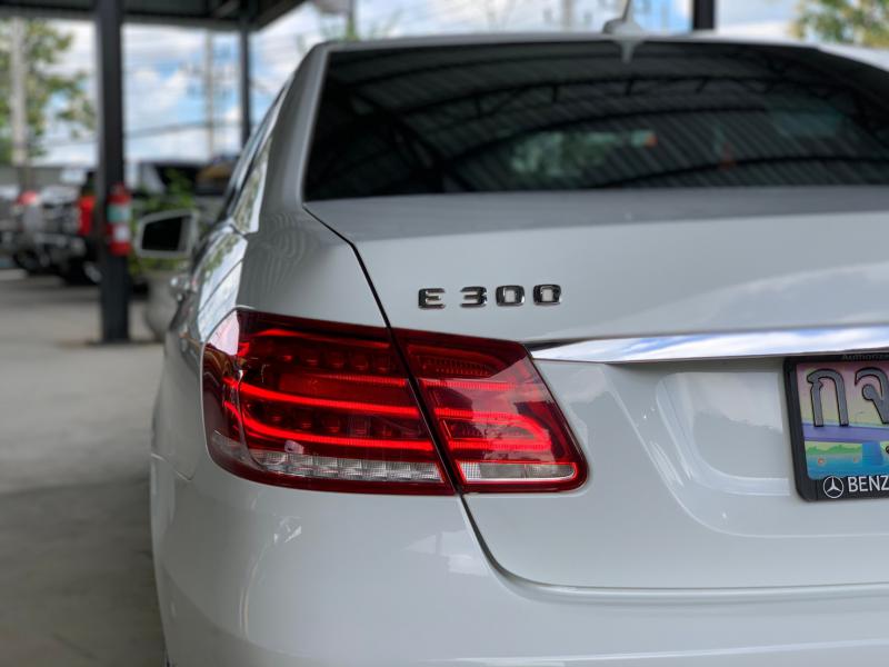 BENZ E300 2.1 BLUETEC HYBRID,A/T