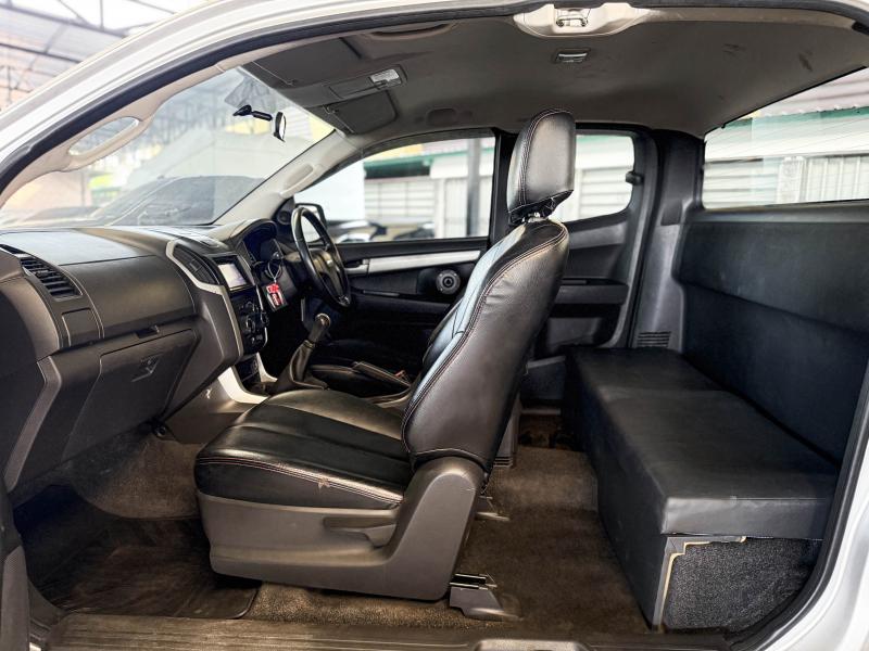 D-MAX CAB 2.5Z Ddi VGS HI LANDER 