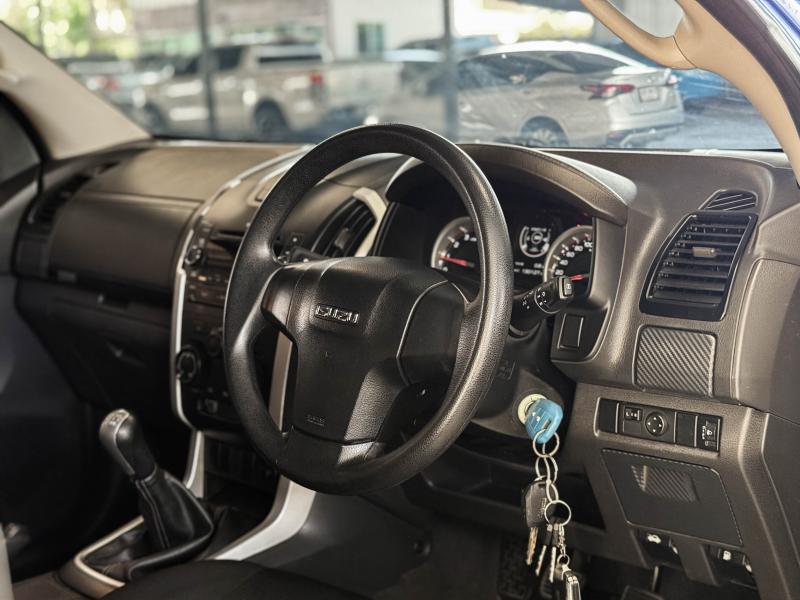 D-MAX 4DR 1.9 Z Ddi DA HI LANDER