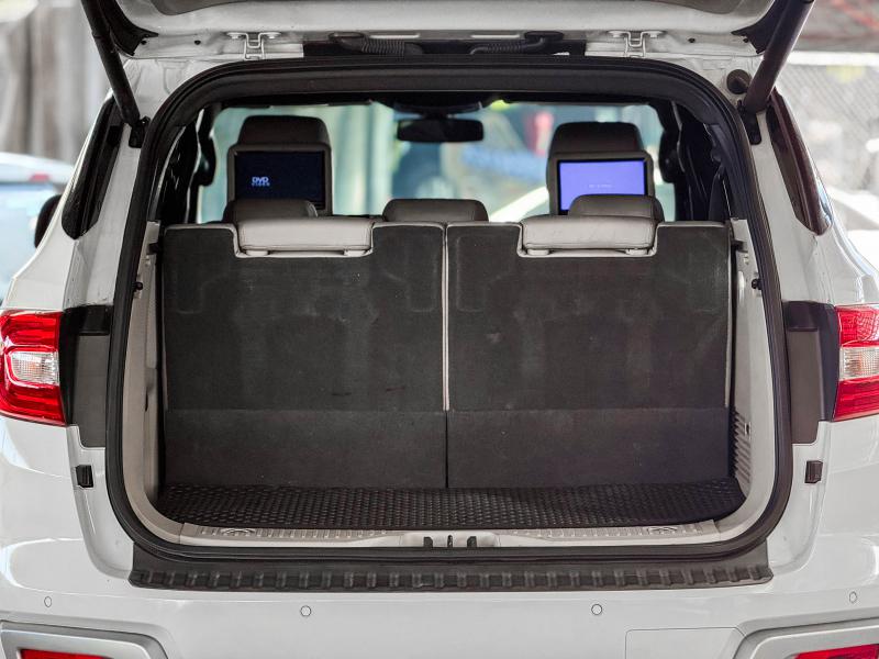 EVEREST 3.2 TITANIUM 4WD 