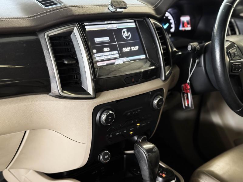 EVEREST 3.2 TITANIUM 4WD 